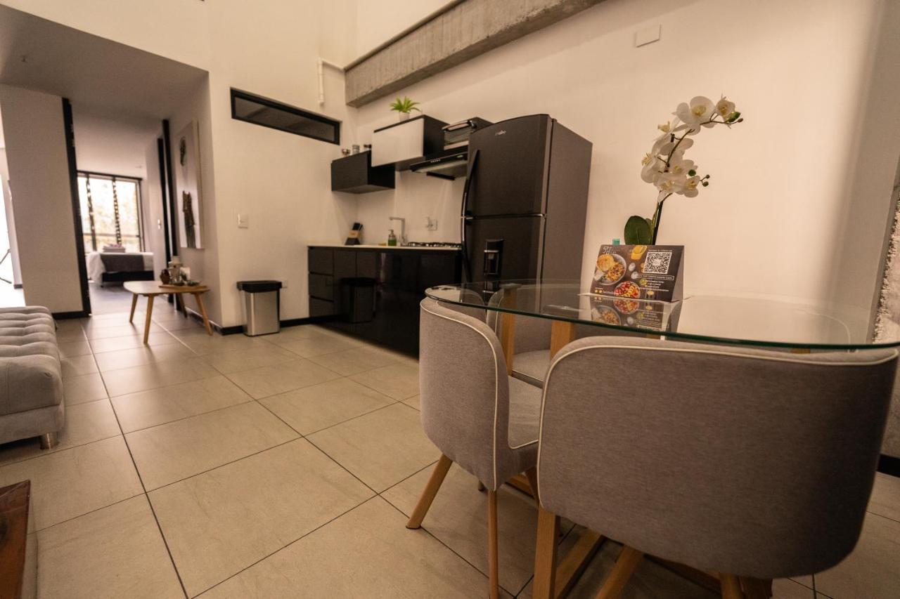 The Coffee Club Apartahotel 马尼萨莱斯 外观 照片