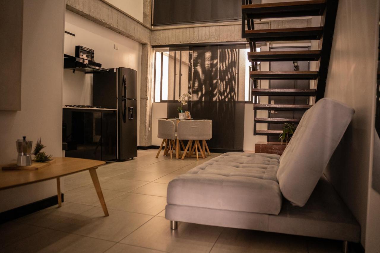 The Coffee Club Apartahotel 马尼萨莱斯 外观 照片